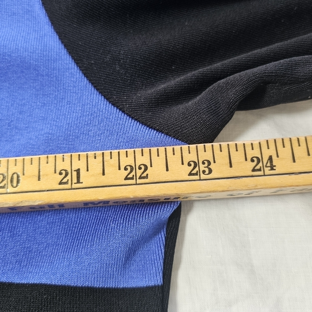 Colorblock Zip-Up Sweater - Picture 5 of 6